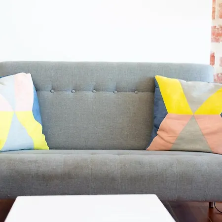 Amidst The Rooftops Of Appartement *